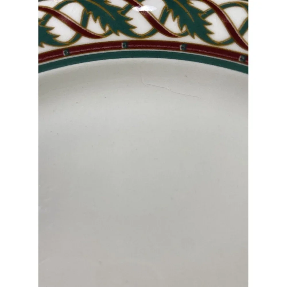 Pier 1 Christmas Dinner Plates Set of 2 10.5” Red Green Ribbon Holiday Retired